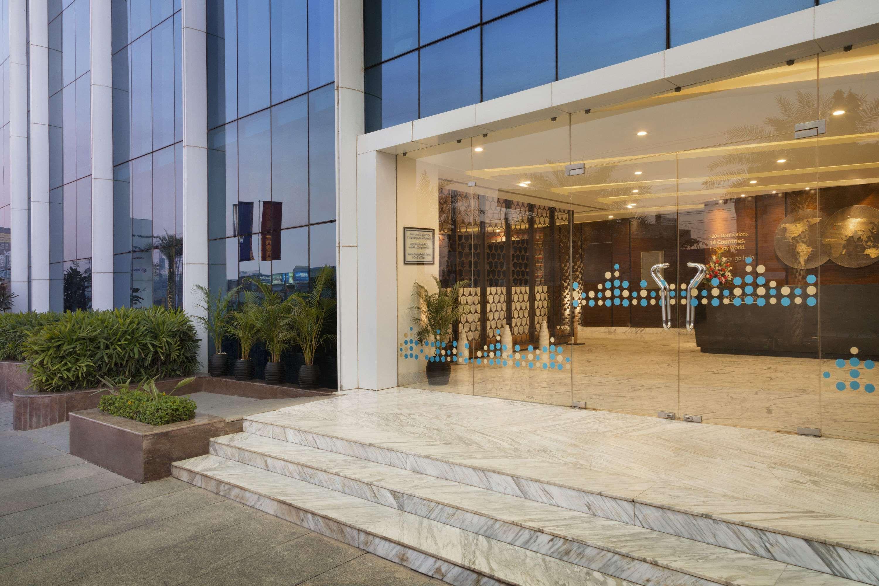 Howard Johnson By Wyndham, Hebbal, Bengaluru Bagian luar foto