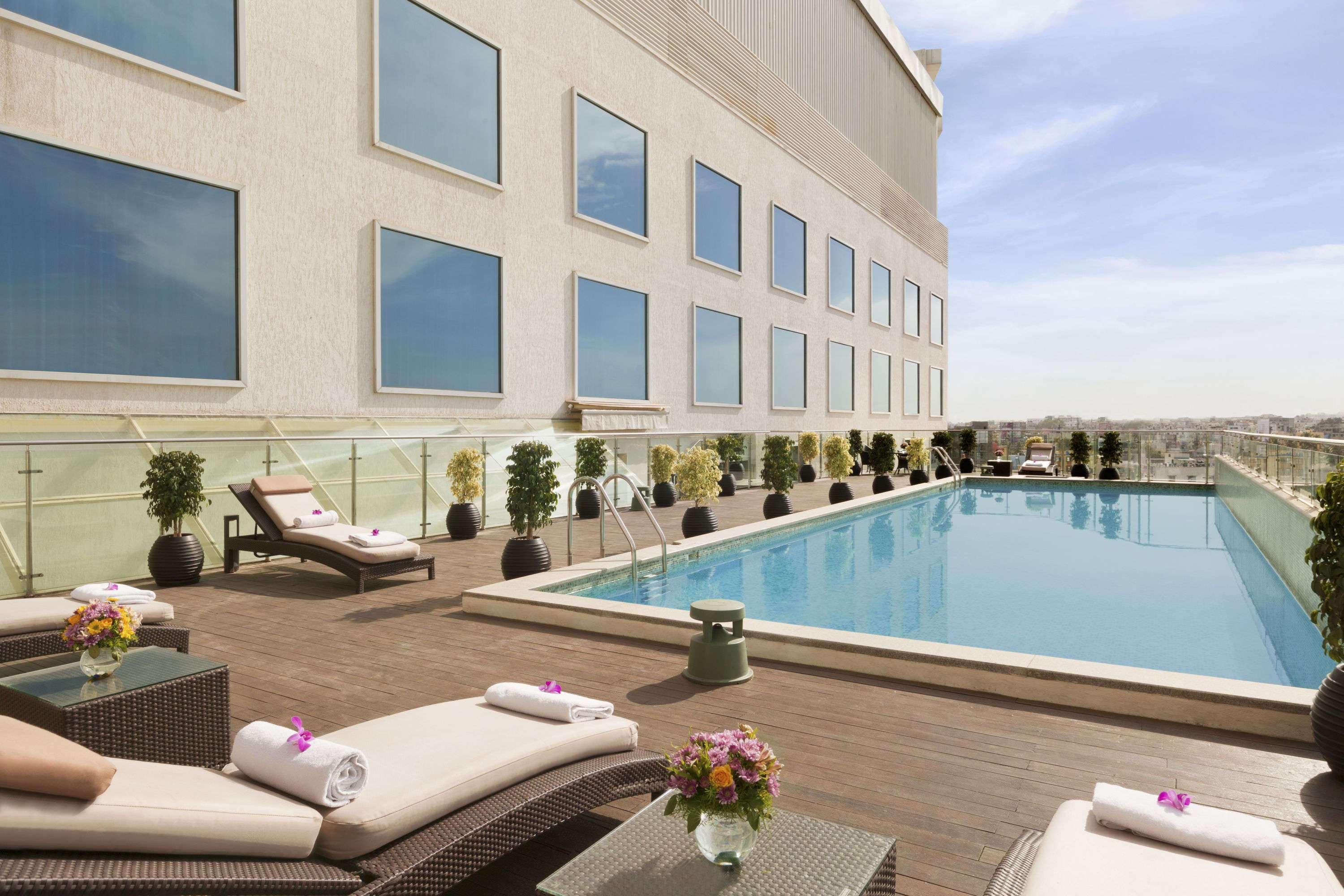 Howard Johnson By Wyndham, Hebbal, Bengaluru Bagian luar foto