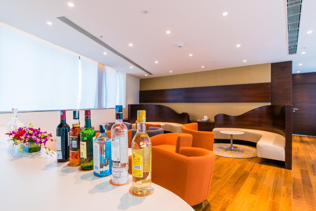 Howard Johnson By Wyndham, Hebbal, Bengaluru Bagian luar foto