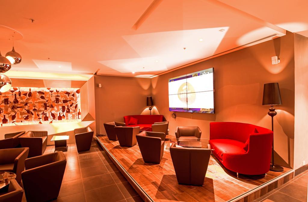 Howard Johnson By Wyndham, Hebbal, Bengaluru Bagian luar foto