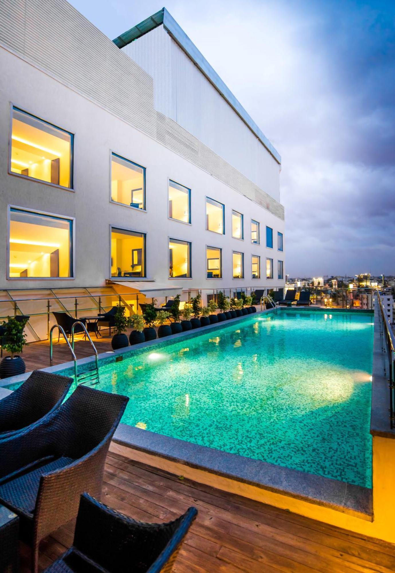 Howard Johnson By Wyndham, Hebbal, Bengaluru Bagian luar foto